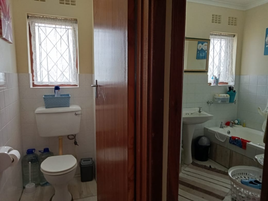 2 Bedroom Property for Sale in Beacon Bay Eastern Cape